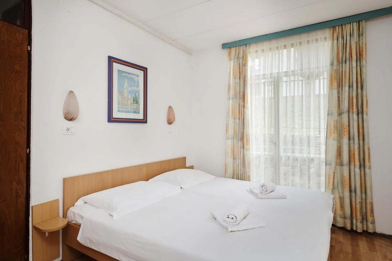 Apartments Astra Plava Laguna  Porec